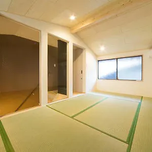 Sakaimachi Bettei Umenotoan 교토