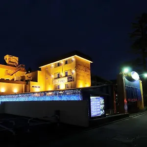 Chapel Cinderella (adults Only) Love hôtel 2*