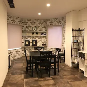 8q Gojo Suites Kyoto