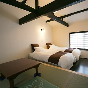 Nijo Yu-rakukan Apartment Kyōto