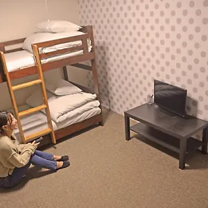 Tomato Guest house 2*