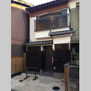 דירה 伏見稲荷ハウス Fushimi Inari House