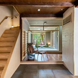 Choya Chawanzaka Machiya House *