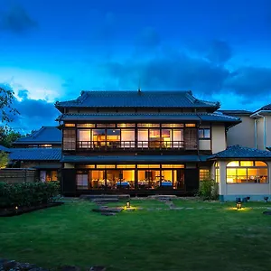 Utano Besho Hotel 5*