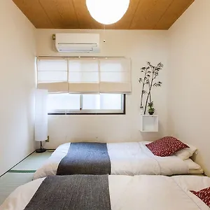 Shiba Mibu Nyaraló