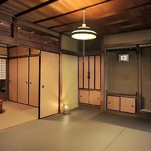 Kiyomizuan 清水庵 車庫2台可 ビフォアアフターの匠 坂田基禎さん改築の京町家 * Kyoto