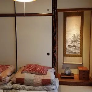 Kiwa Konukevi *