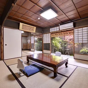Ryokan (tradycyjny japoński pensjonat lub zajazd) Inakatei 3*