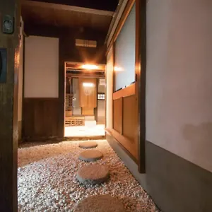 Apartment Jq Hachijou *