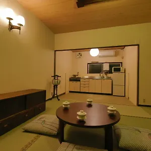Kyomachiya Higashihonganji-an Daire