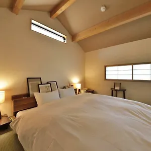 - House / Vacation 43535